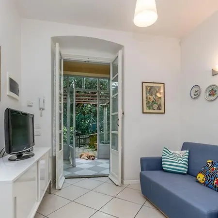 Rapallo, A Due Passi Dal Mare Con Veranda E Giardino! Apartamento Rapallo