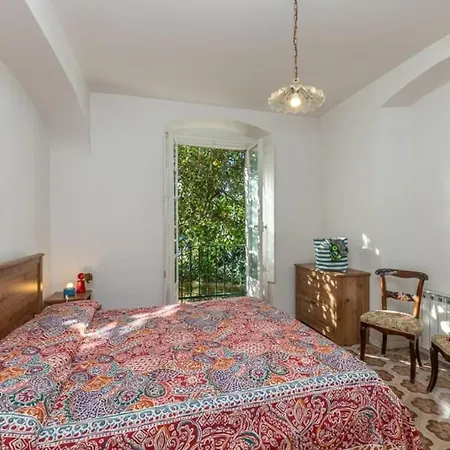 Rapallo, A Due Passi Dal Mare Con Veranda E Giardino! Apartamento
