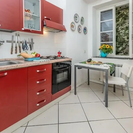 Appartement Rapallo, A Due Passi Dal Mare Con Veranda E Giardino!